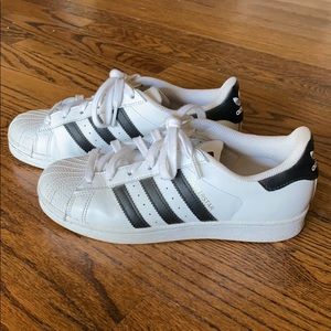 Adidas Superstar Sneakers